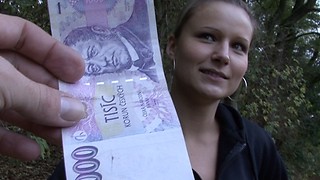 Czech amateur from the Prague Ingrid sucks off cock outdoors for quick money