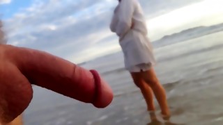 Public erection CFNM beach encounter between lady and male exhibitionist