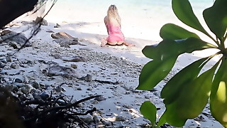 Sex On The Beach - Amateur Nudist Voyeur
