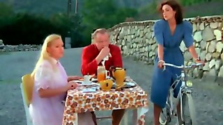 La Prof Enseigne Sans Preservatif (1981) with Nicole Segaud