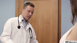 Pregnant Wife Fucks With Strangers