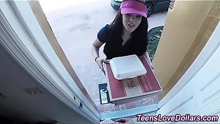 Real amateur gets facial