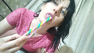 she sucks a pop and shoves it in her hairy pussy GinnaGg